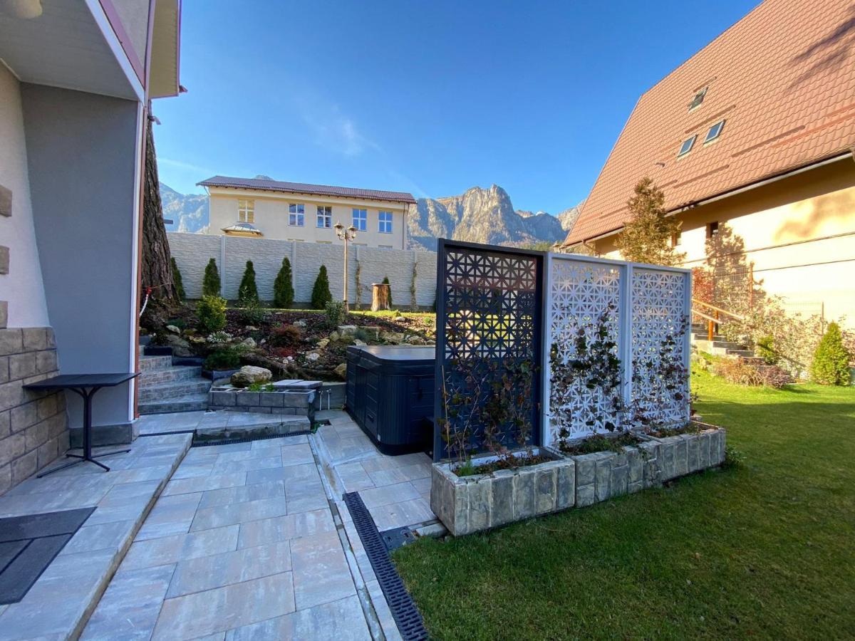 Royal Inn Busteni-Adults Only Exteriör bild